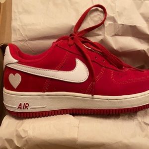 Nike Air Force 1 Limited Edition Valentine’s Day